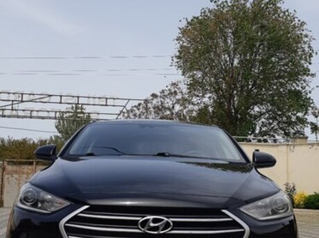Hyundai Elantra 2017