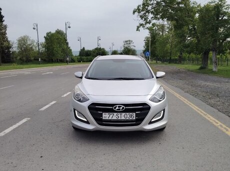 Hyundai i30 2015