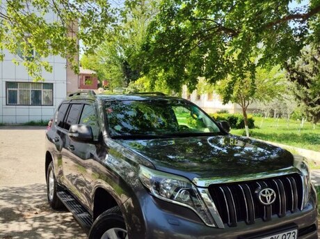 Toyota Land Cruiser Prado 2015