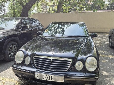 Mercedes E 240 2000