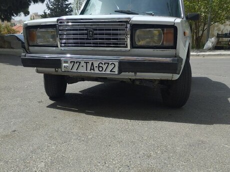 LADA (VAZ) 2107 2001