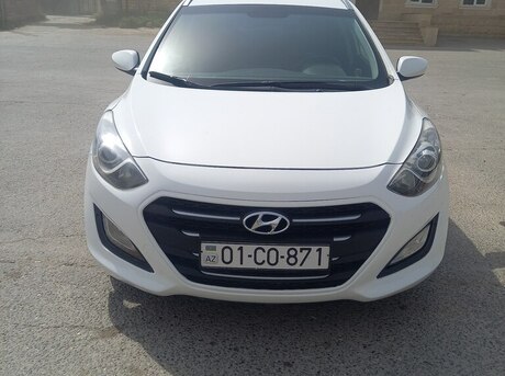 Hyundai i30 2016