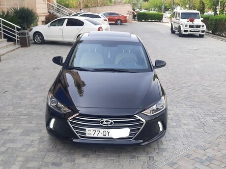 Hyundai Elantra 2016
