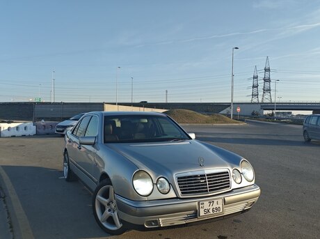 Mercedes E 240 1998
