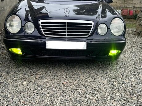 Mercedes E 270 2000