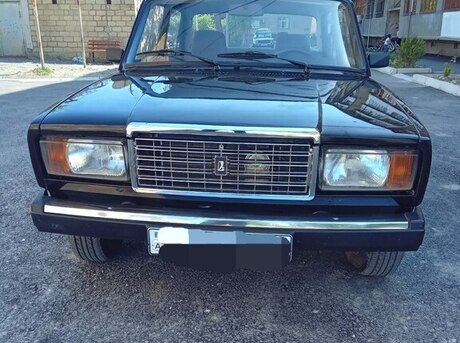 LADA (VAZ) 2107 2010