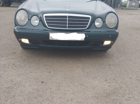 Mercedes E 220 d 2002