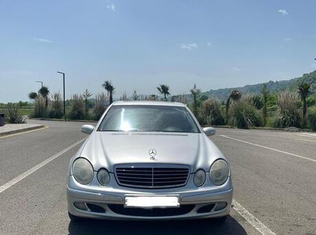Mercedes E 320 2004
