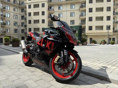 Suzuki GSX-R 1000