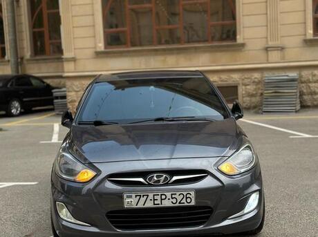 Hyundai Accent 2012