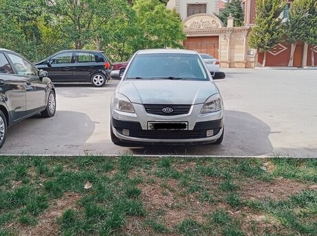 Kia Rio 2005