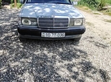 Mercedes 190