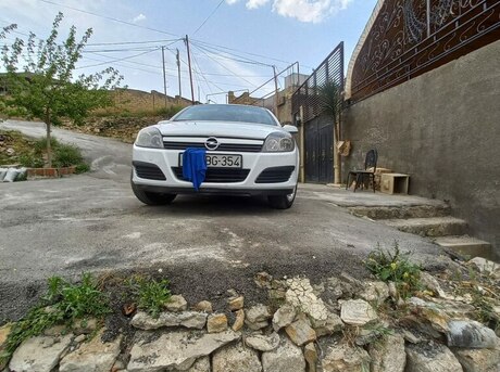 Opel Astra 2005