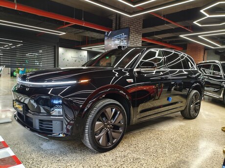 Li Auto L7