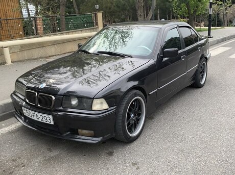 BMW 320 1993