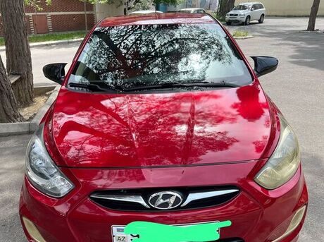 Hyundai Accent 2011