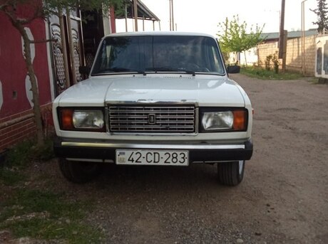 LADA (VAZ) 2107 2010