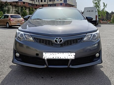 Toyota Camry 2012