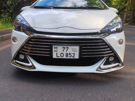 Toyota Aqua 2016