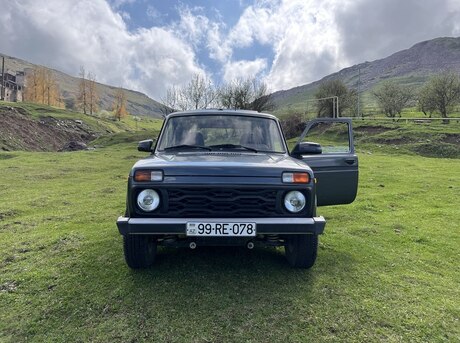 LADA (VAZ) Niva