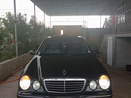Mercedes E 270 2000
