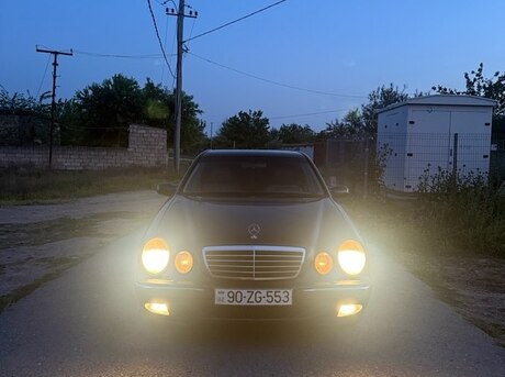 Mercedes E 240 1999