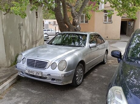 Mercedes E 220 d 1999