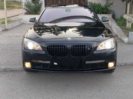 BMW 750 2009