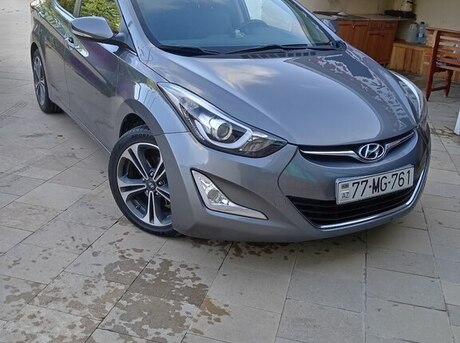Hyundai Avante 2015