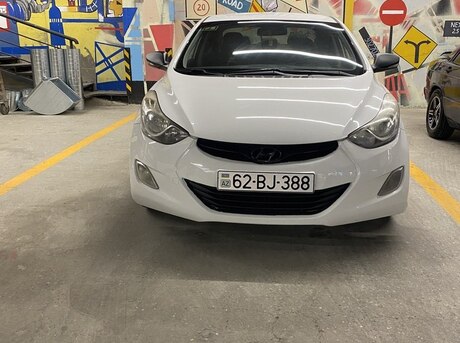 Hyundai Avante 2011