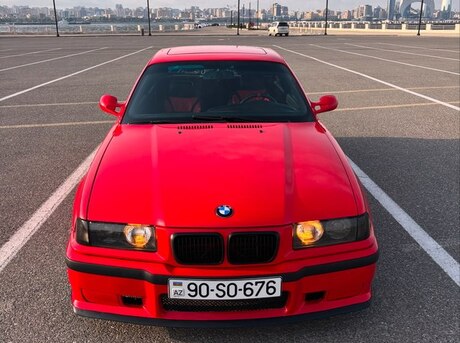 BMW 323 1997