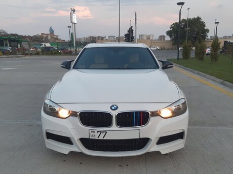 BMW 328 2014