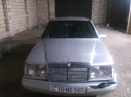 Mercedes E 260 1986