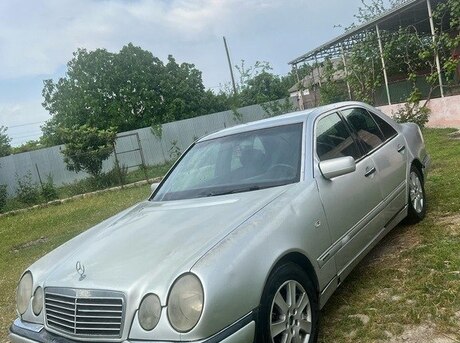 Mercedes E 230 1995