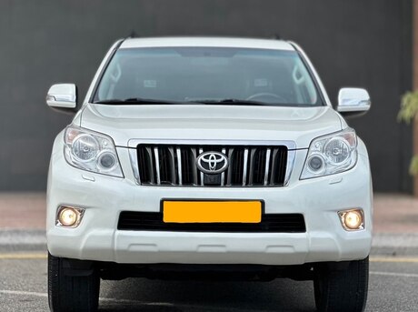 Toyota Land Cruiser Prado 2013