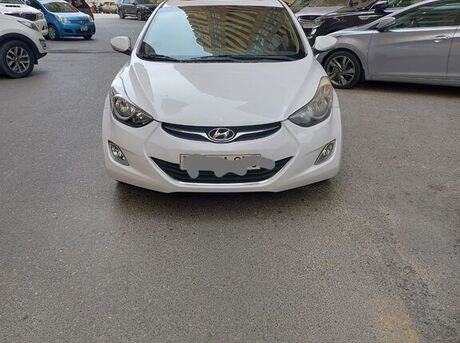 Hyundai Elantra 2012