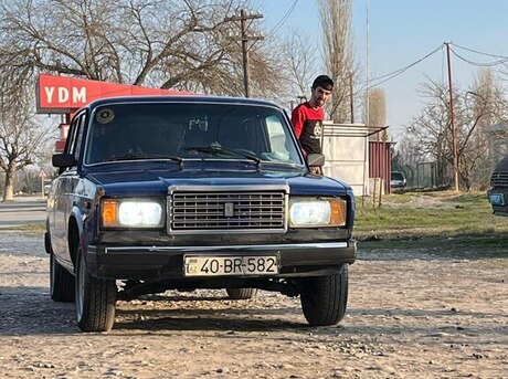 LADA (VAZ) 2107 1983