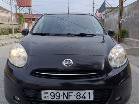 Nissan March 2011