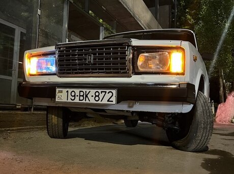 LADA (VAZ) 2107 2009