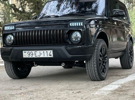 LADA (VAZ) Niva 2012