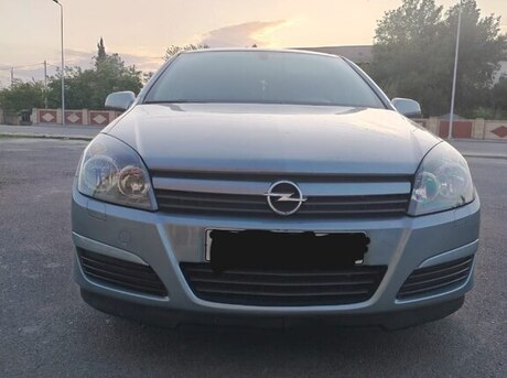 Opel Astra 2004