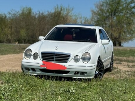 Mercedes E 240 2001