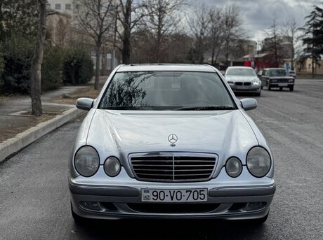 Mercedes E 200 2001
