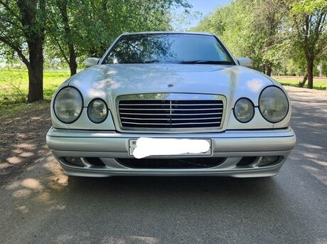 Mercedes E 240 1998