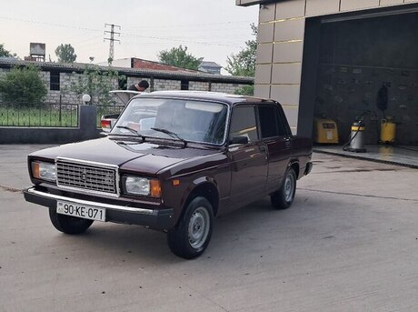 LADA (VAZ) 2107 2010
