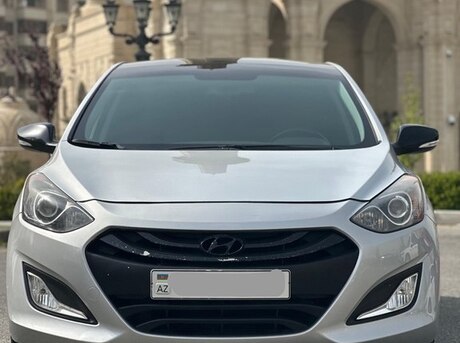 Hyundai Elantra 2012