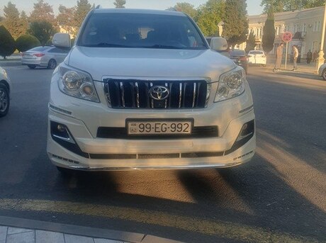 Toyota Land Cruiser Prado 2013