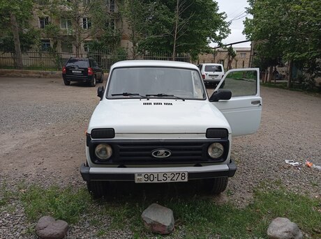 LADA (VAZ) Niva 1999