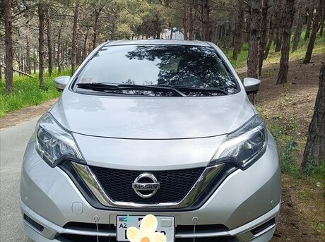 Nissan Note 2015