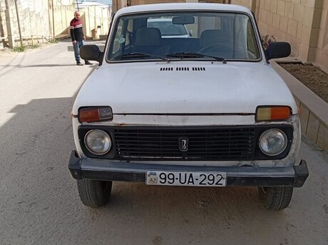 LADA (VAZ) Niva 1986